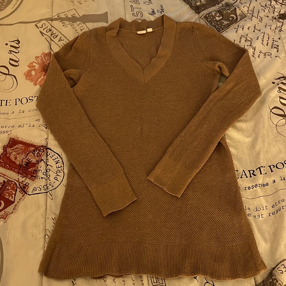 Gap summer sweater Bella camel v neck